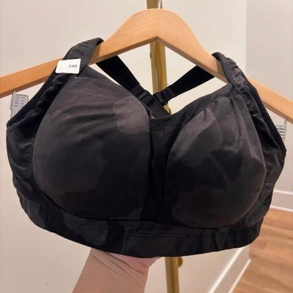 Lululemon Black Camo High Impact Sports Bra Adjustable Criss Cross Straps